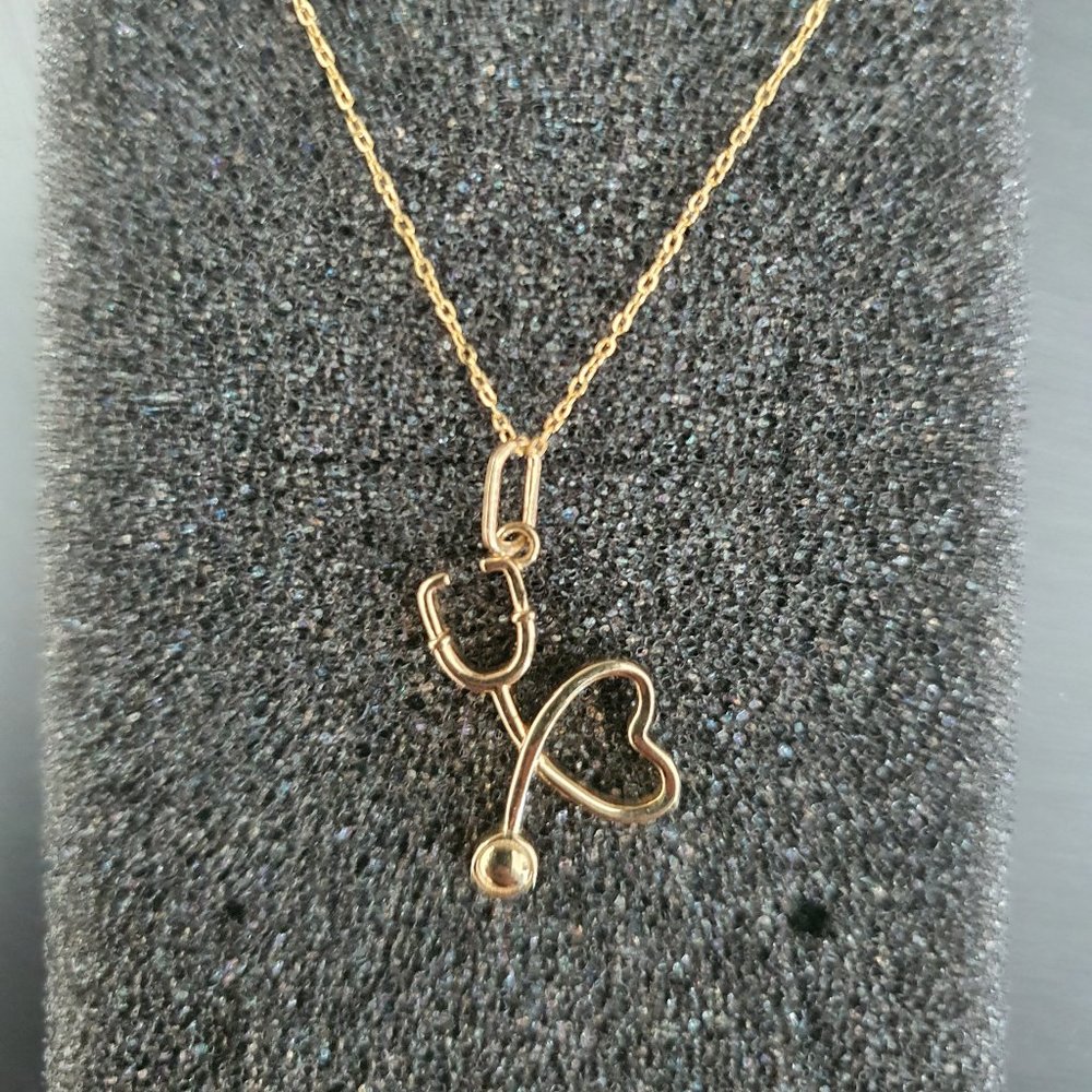 K18 gold pendant stethoscope heart design part 2 additional pictures